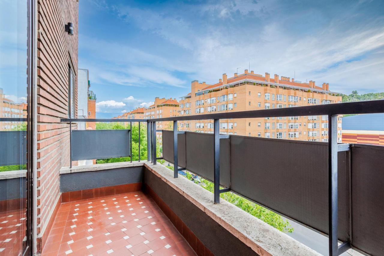 Hotel Acta Madfor Madrid Exterior foto
