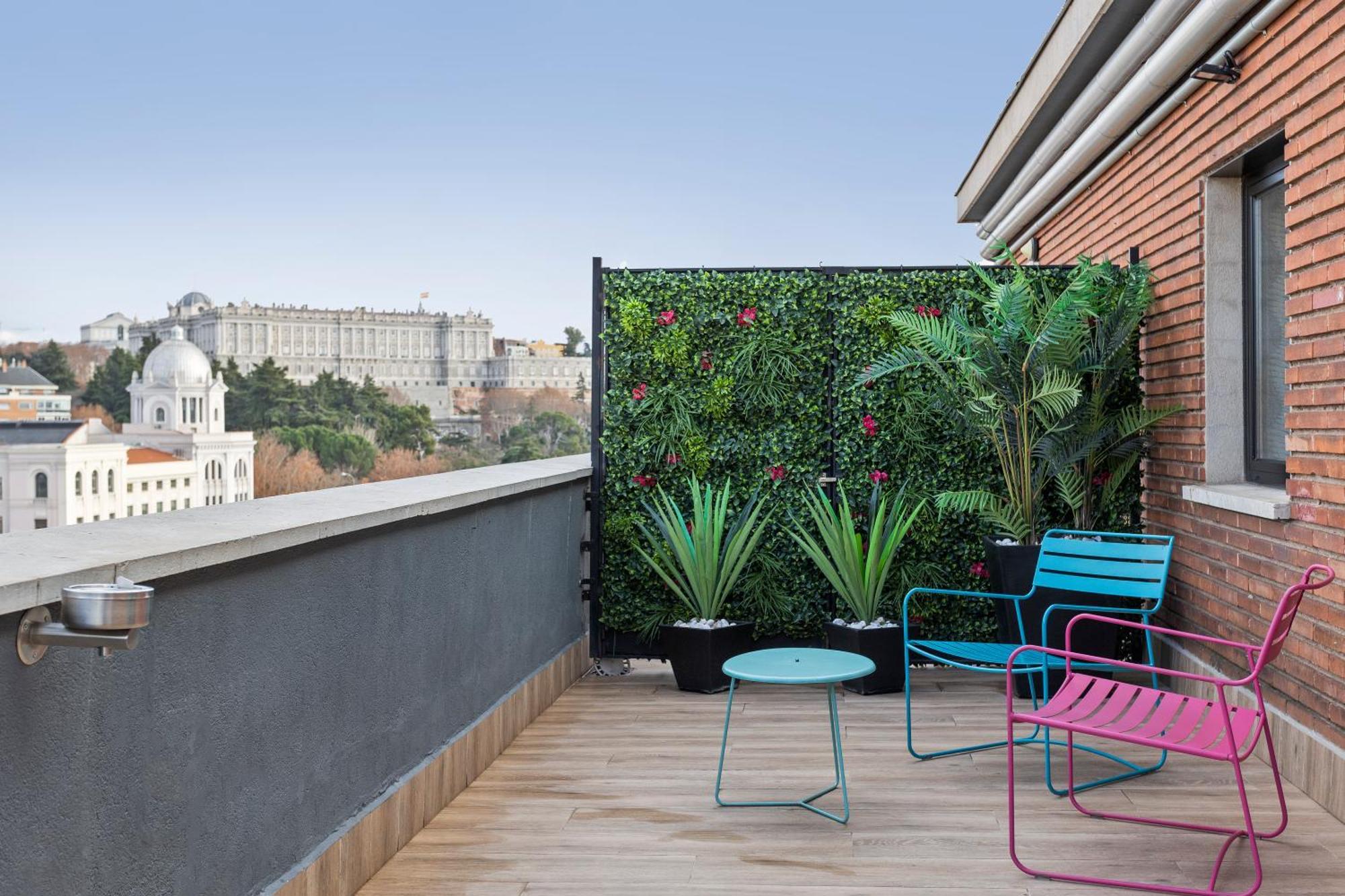 Hotel Acta Madfor Madrid Exterior foto