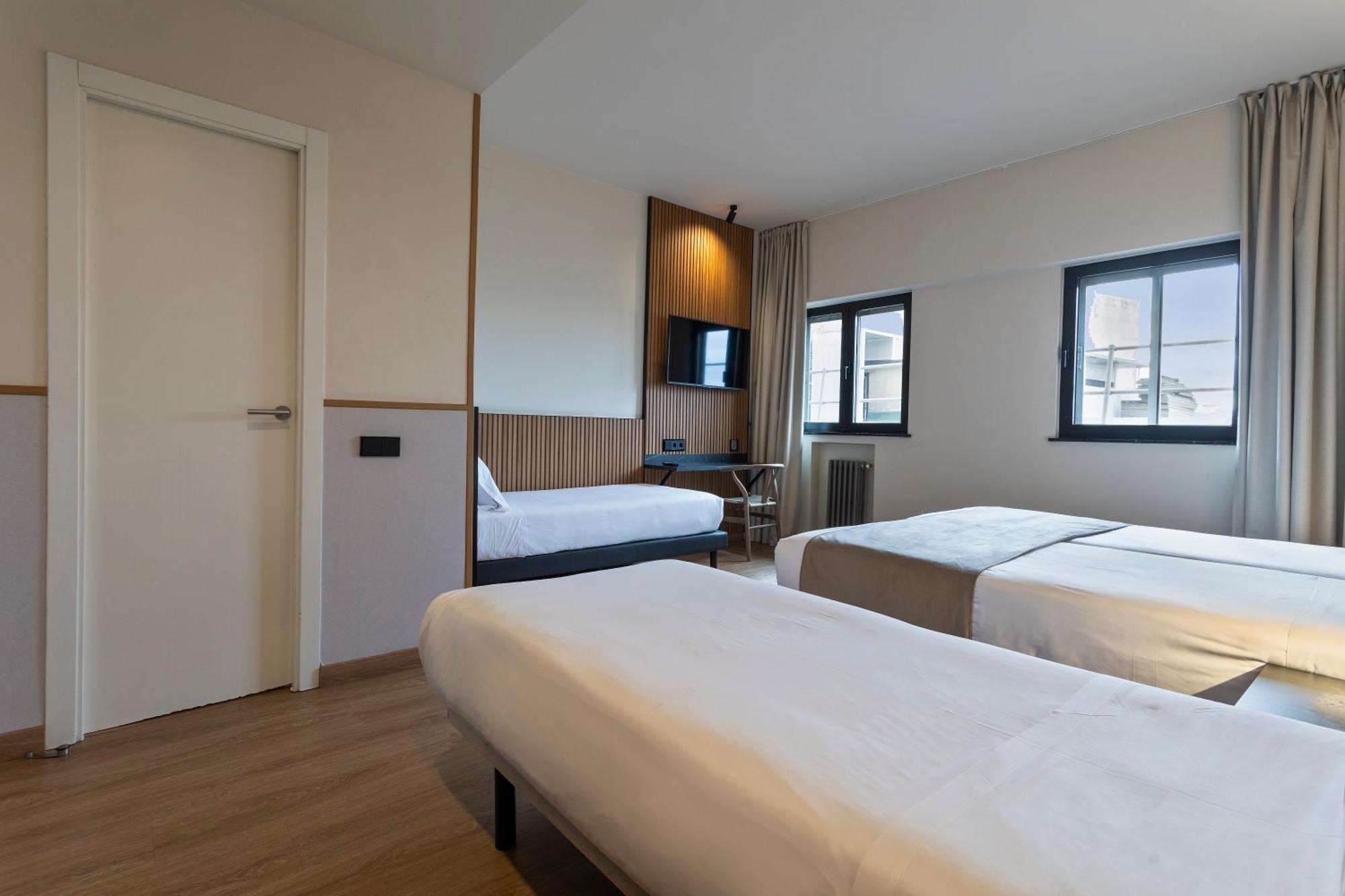 Hotel Acta Madfor Madrid Exterior foto